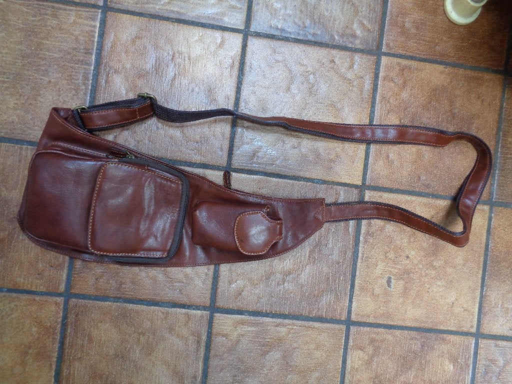 Sac en bandoulière en cuir pour homme, état neuf, Enlèvement, Comme neuf, Brun, Cuir