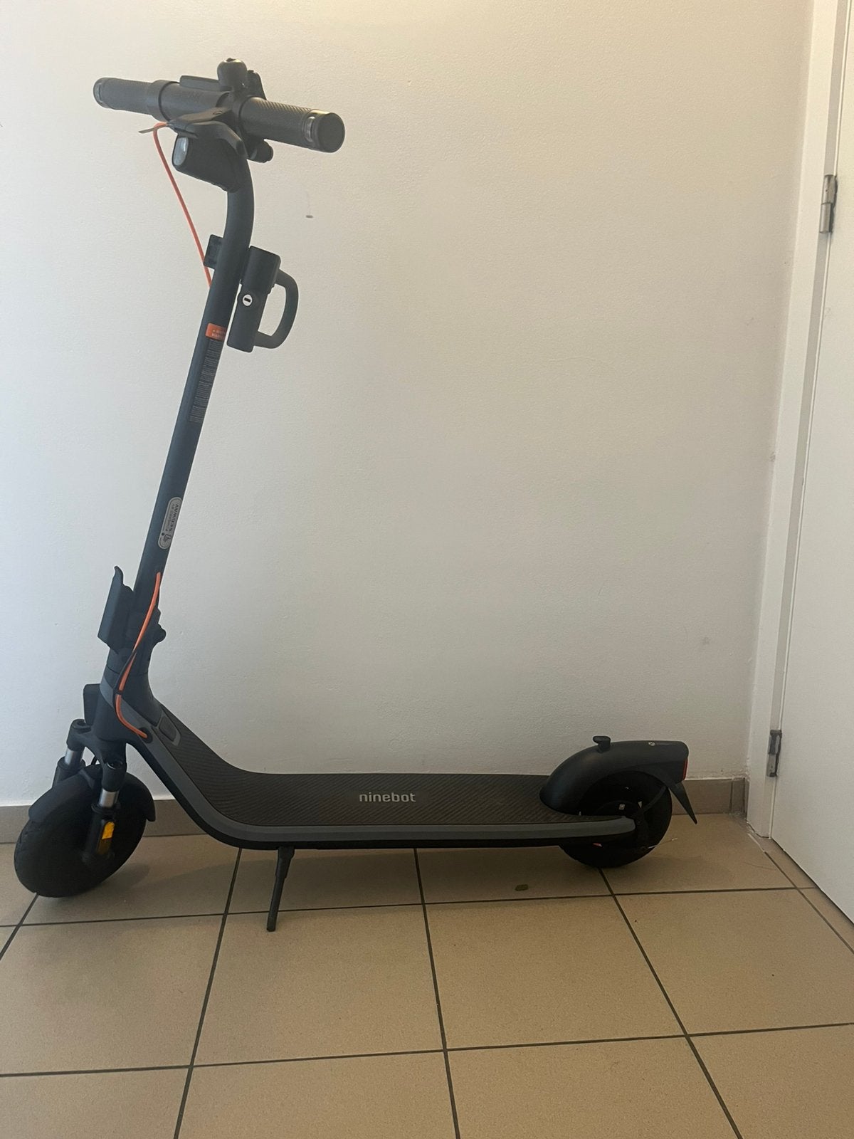Elektrische step te koop van ninebot, Fietsen en Brommers, Ophalen, Nieuw