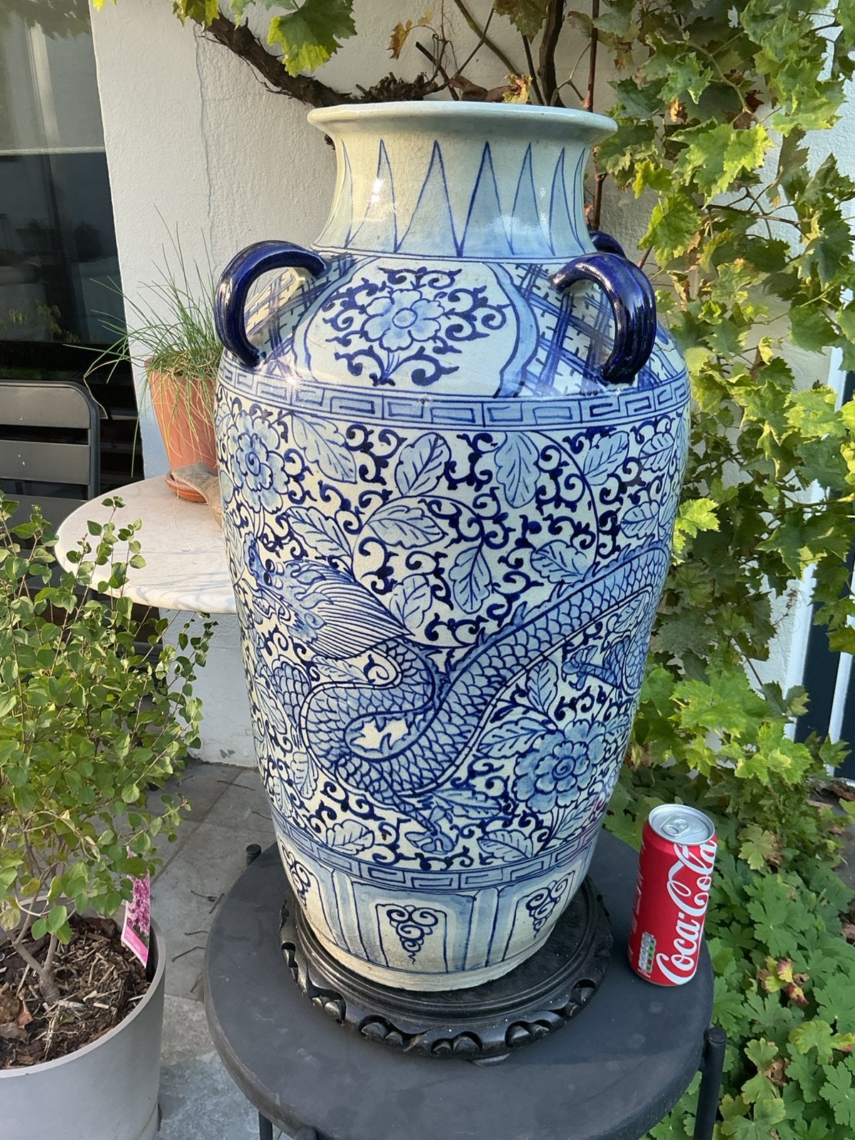 Ancien vase chinois, Enlèvement