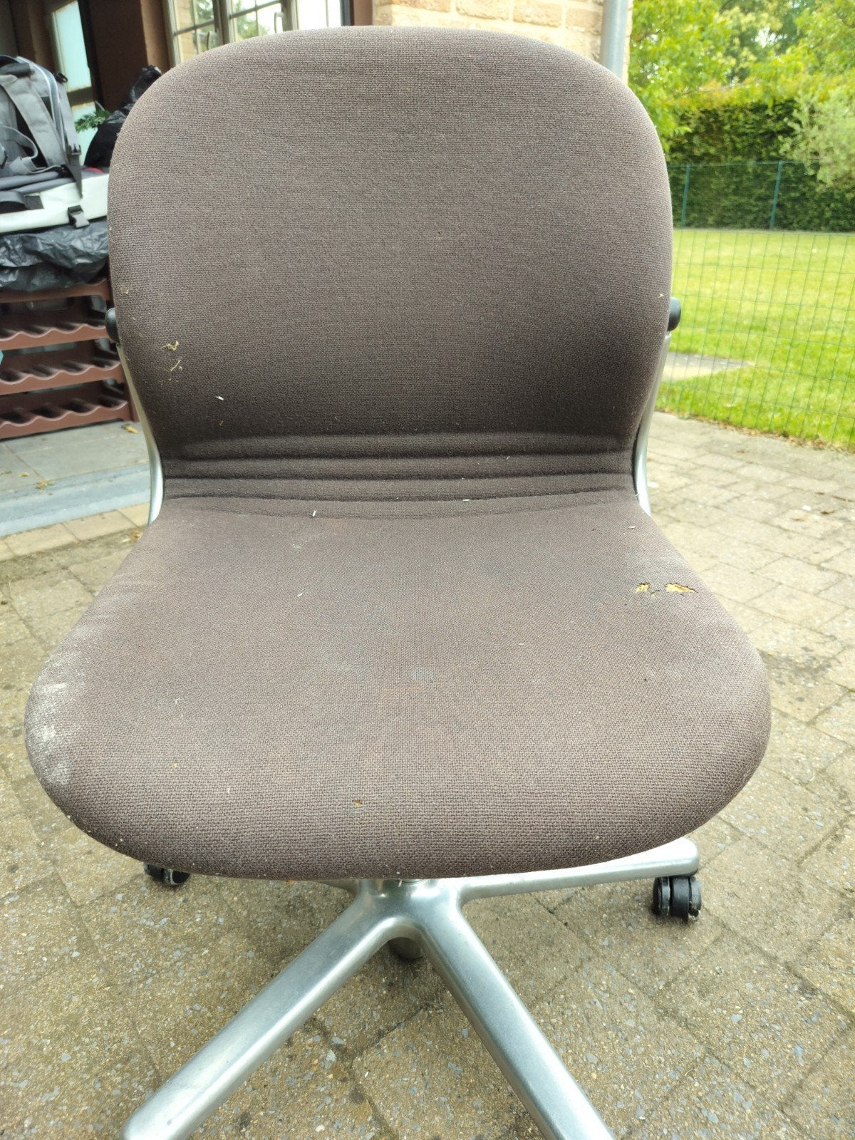 Bureaustoel, Ophalen