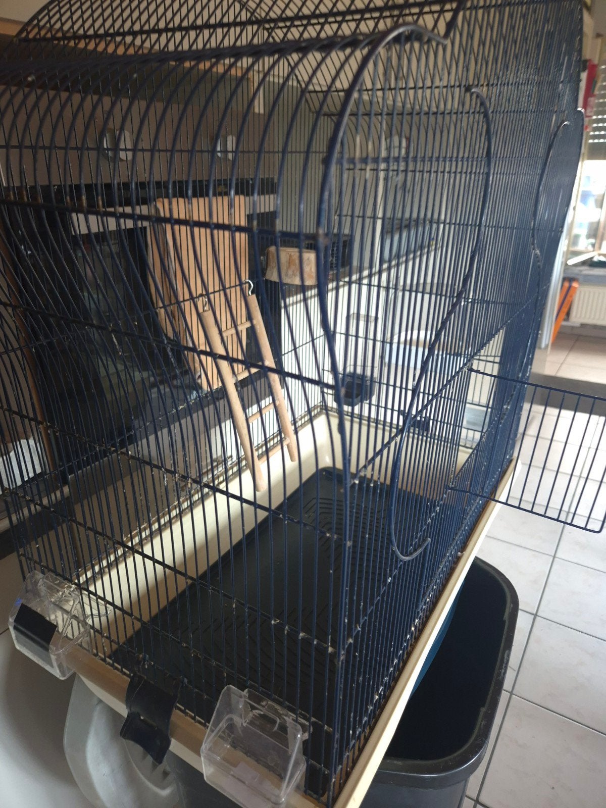 Volwaardige vogelkooi met toebehoren, Ophalen, Gebruikt, Vogelkooi