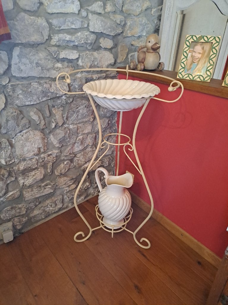 Lavabo, Antiquités & Art, Enlèvement