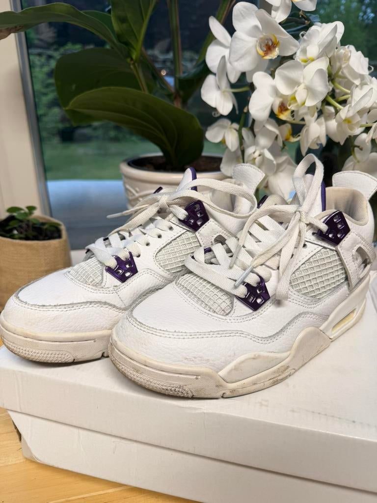 Air jordan retro, Ophalen of Verzenden, Zo goed als nieuw, Wit