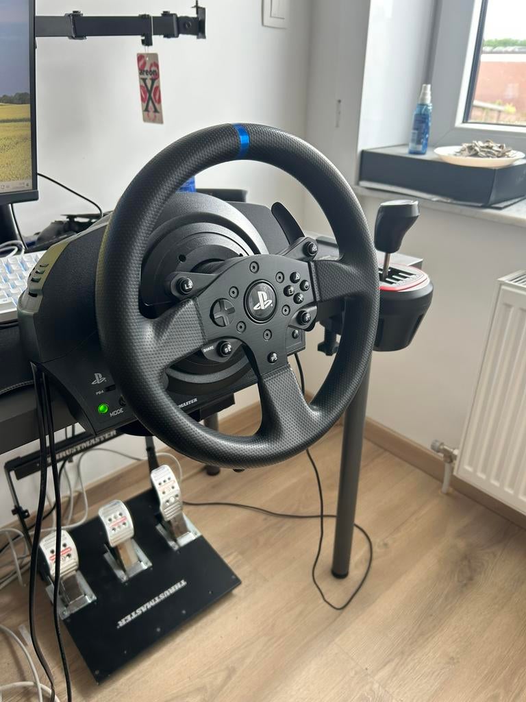 Trustmaster T300 RS GT Edition, Games en Spelcomputers, Spelcomputers | Sony Consoles | Accessoires, Zo goed als nieuw, PlayStation 3