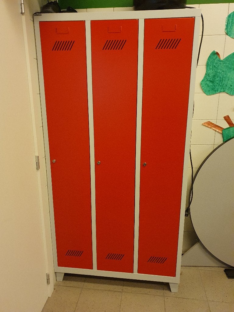 RVS kasten, Enlèvement