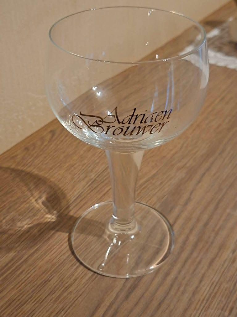 officiële Adriaen Brouwer bierglas / Brouwerij Roman, Verzamelen, Ophalen of Verzenden, Zo goed als nieuw, Bierglas