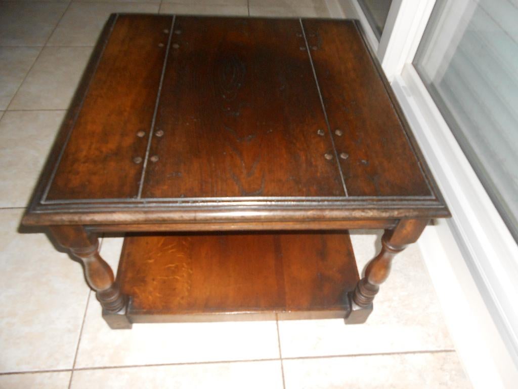 Table basse en chêne massif 65x65x45cm, Enlèvement, Utilisé, Carré