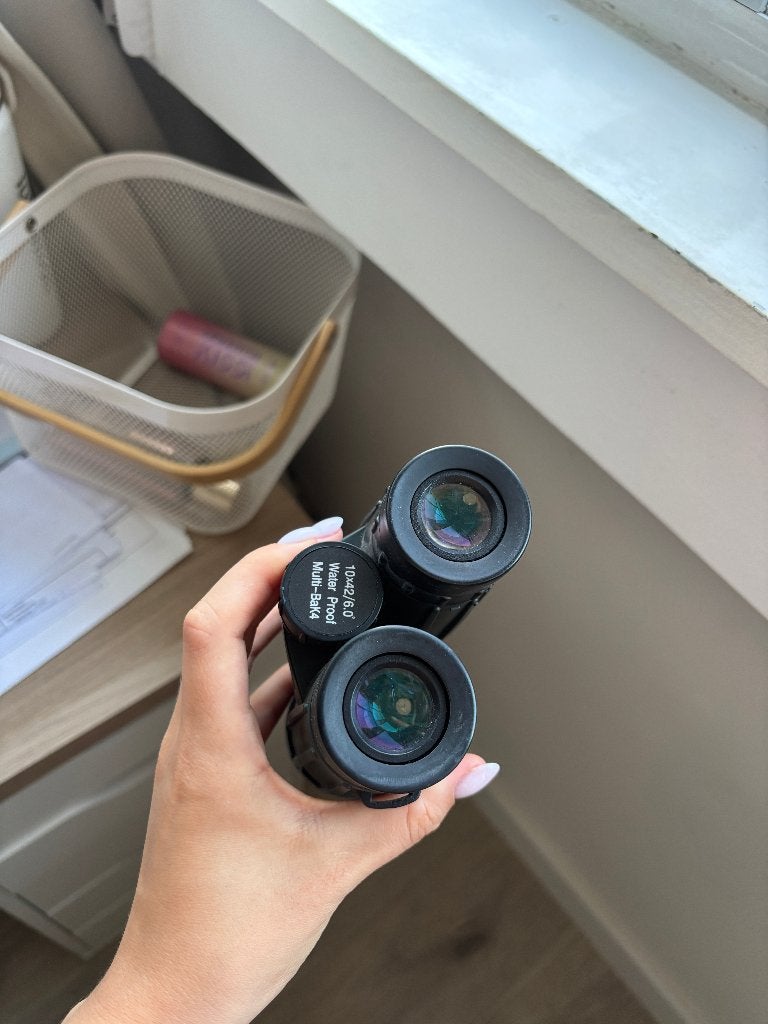 verrekijker Sanju 10x42WP, Audio, Tv en Foto, Optische apparatuur | Verrekijkers, Verzenden, Nieuw, Overige typen