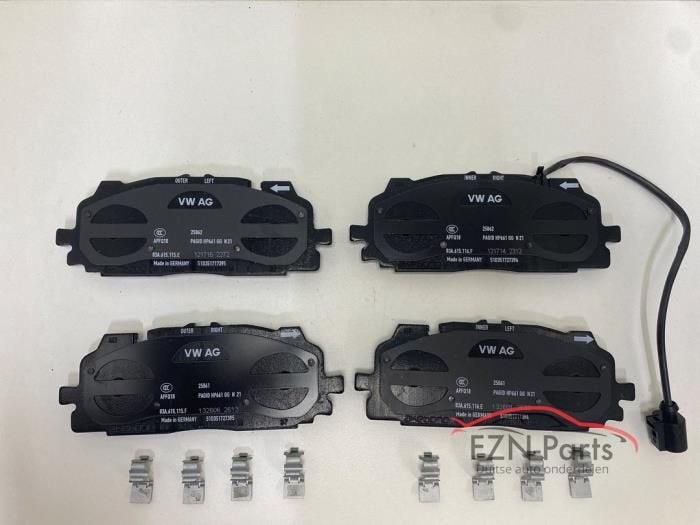 Audi RS3 RSQ3 8Y 83A Remblokken set 4x voorzijde origineel, Autos : Pièces & Accessoires, Enlèvement ou Envoi, Utilisé