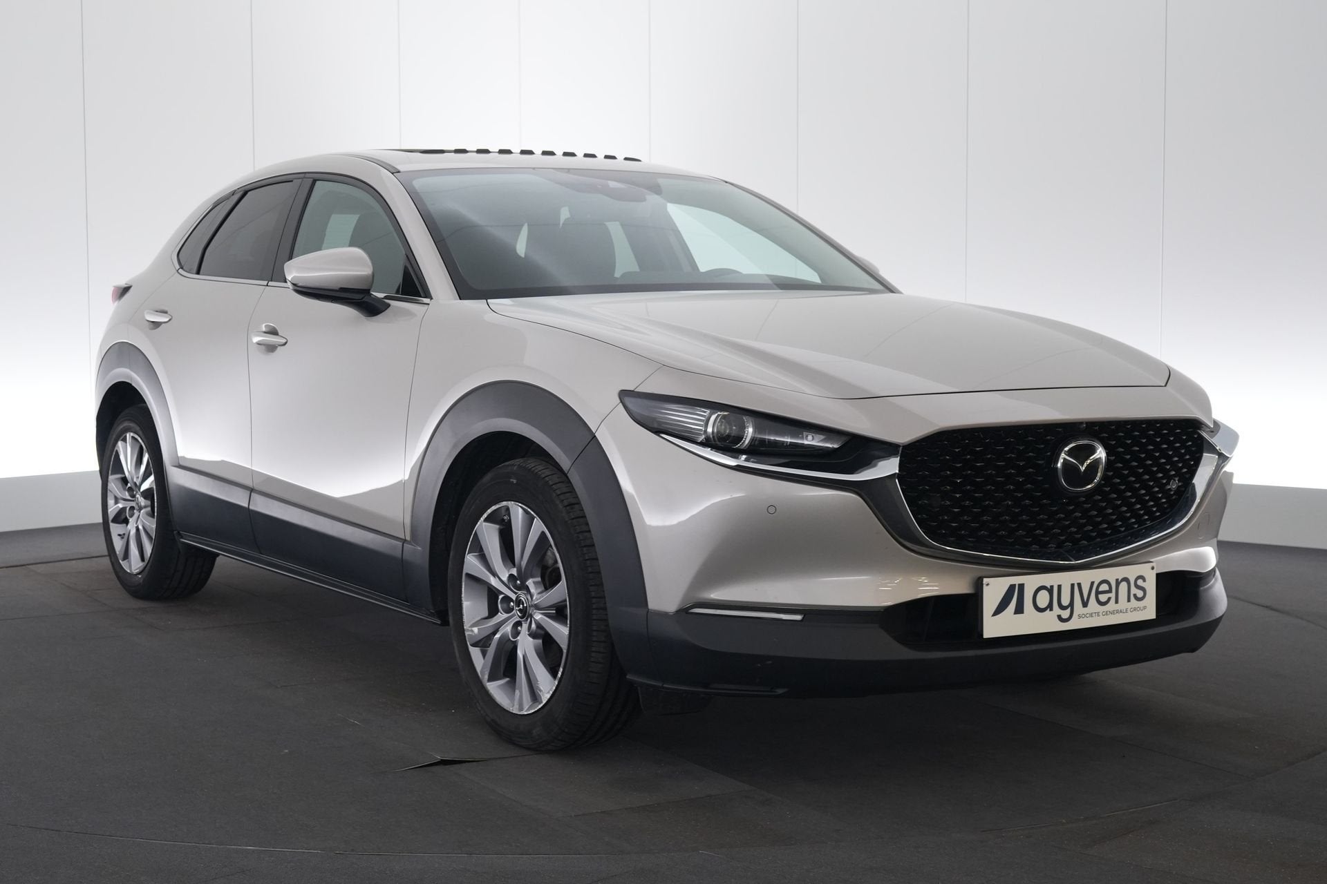 (2CMX694) MAZDA CX-30, Cuir, Argent ou Gris, Euro 6, Entreprise