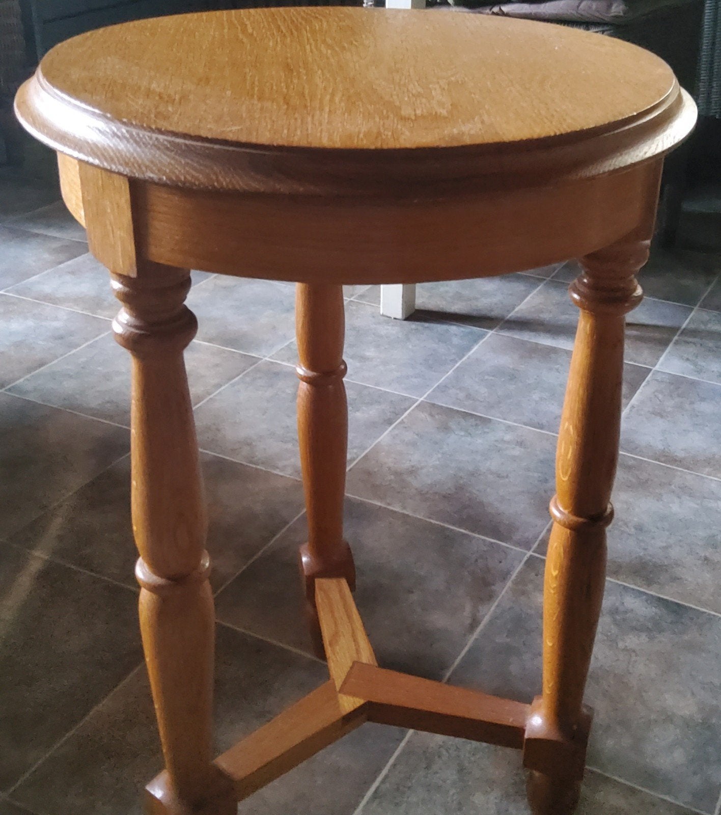 houten bijzettafel/plantentafel, Gebruikt, Rond, Hout, Ophalen
