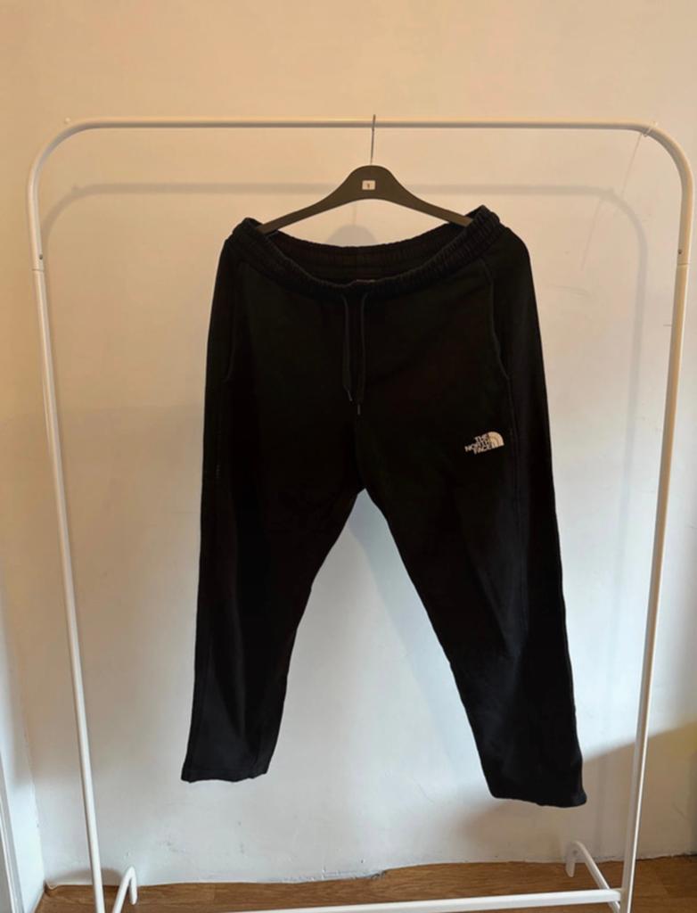 The north face- in goede staat - maat m - direct leverbaar, Ophalen of Verzenden, Zo goed als nieuw, Maat 48/50 (M), Zwart
