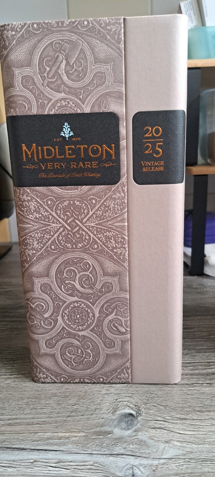 Midleton very rare, Verzamelen, Overige typen, Nieuw, Ophalen of Verzenden, Vol
