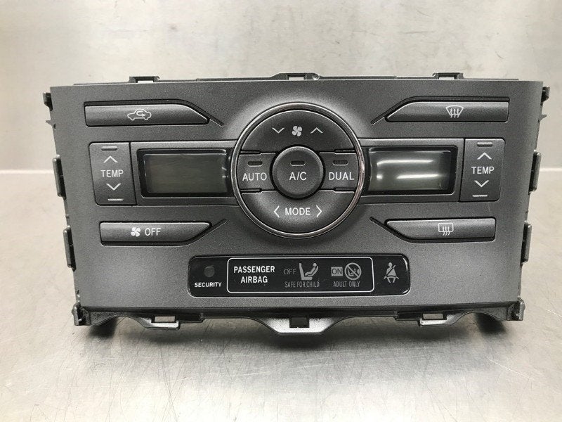 PANNEAU DE COMMANDE CHAUFFAGE CLIMATISATION Auris (E15), Utilisé, Toyota
