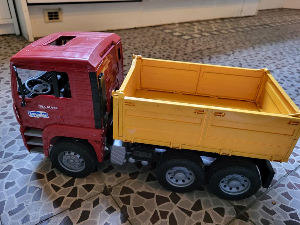 Camion kipper bruder, Ophalen