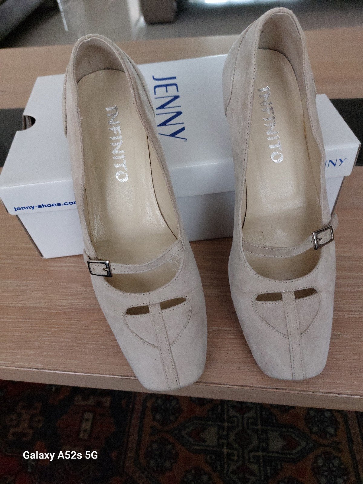 Chaussures dame tout cuir mode italienne neuve pour 30 €