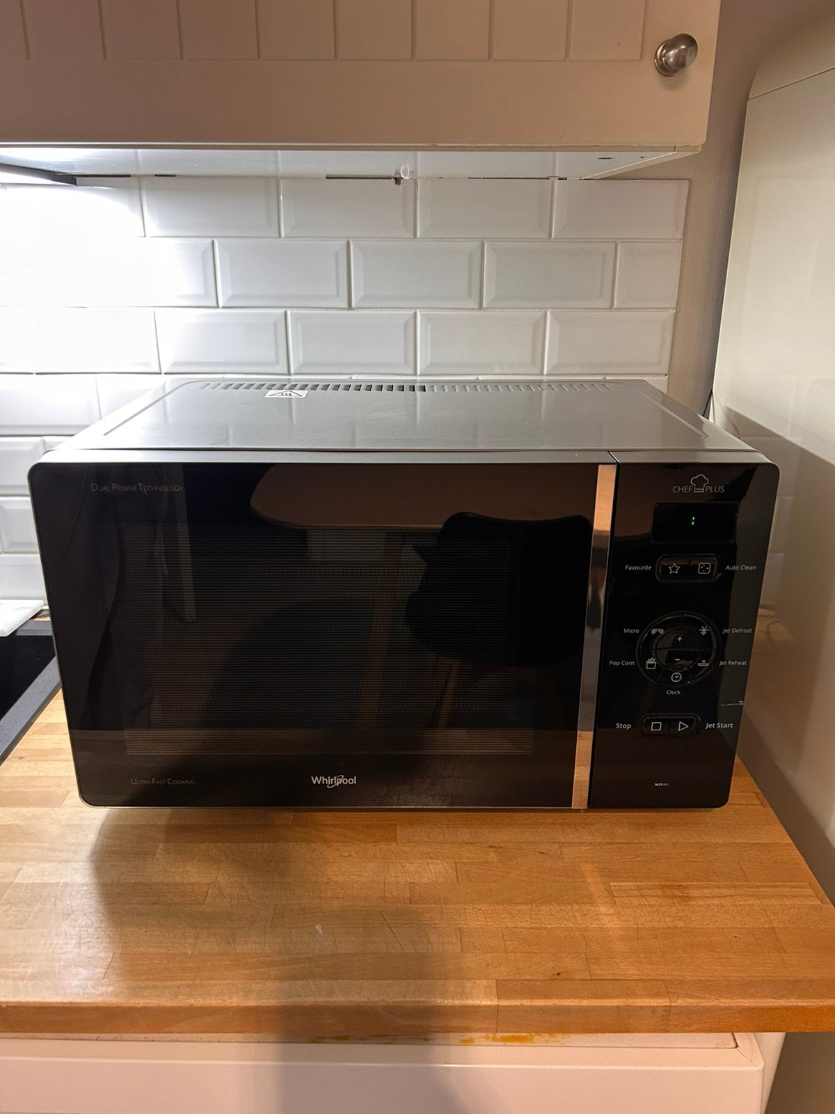 Microgolfoven Whirlpool ultra fast cooking chef plus, Elektronische apparatuur, Ophalen, Microgolfoven, Zo goed als nieuw, Draaiplateau