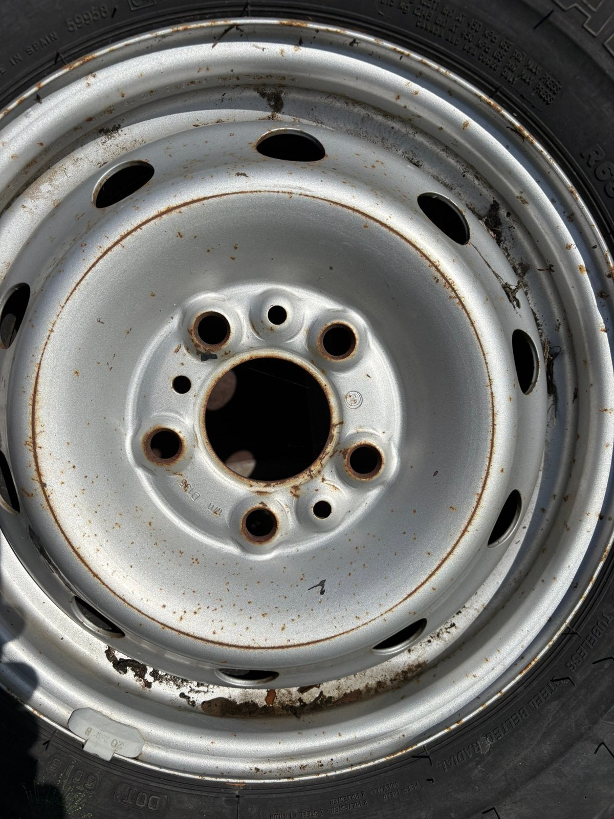 Jante 15 +pneu pour camionnette, Enlèvement, Utilisé
