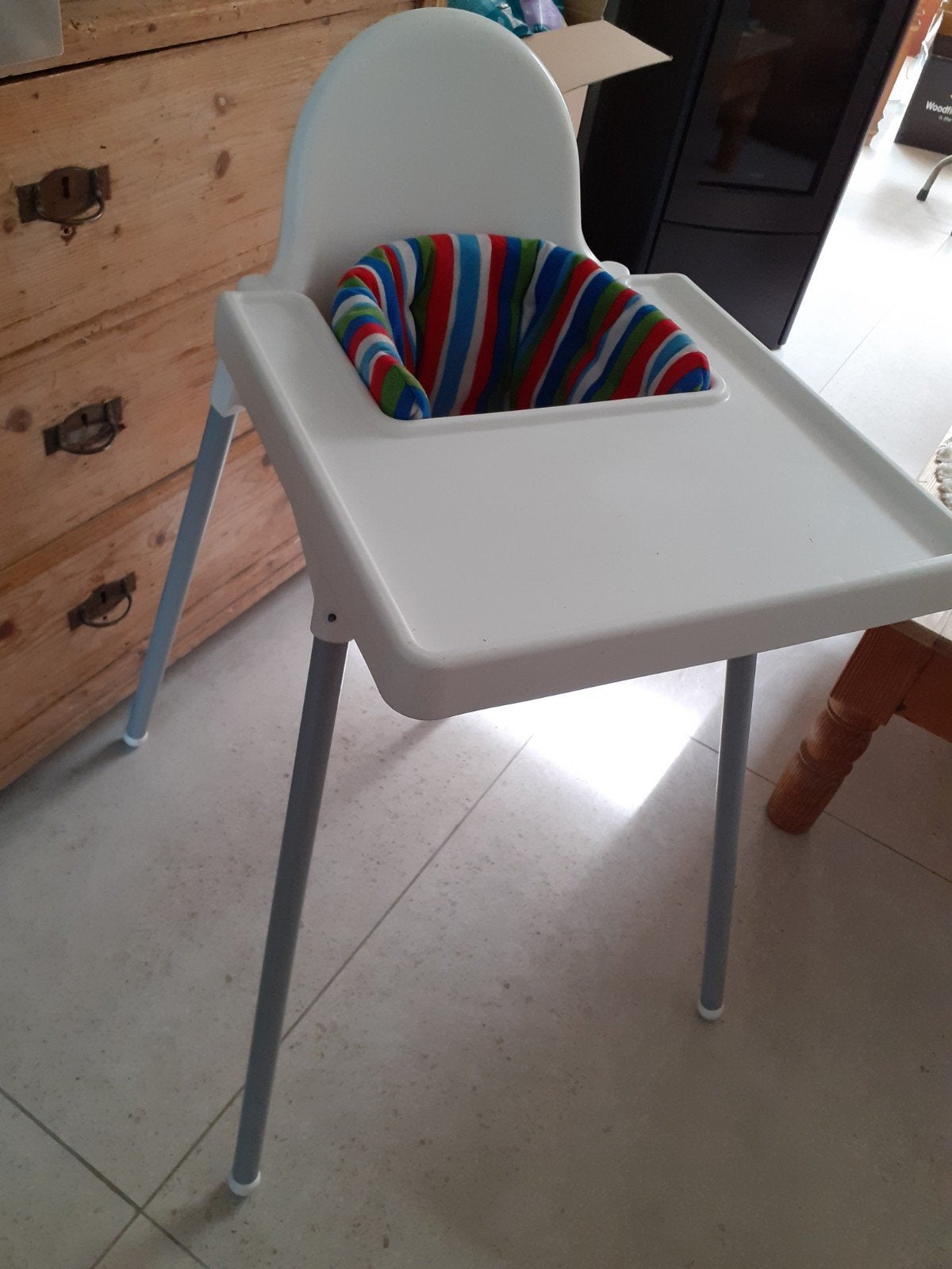 Chaise bébé Ikea, Enlèvement