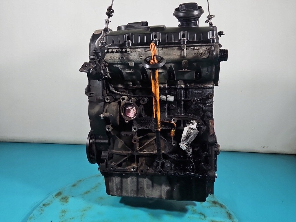 Moteur BXE Nu TOURAN LEON OCTAVIA PASSAT VW ALTEA AUDI GOLF, Autos : Pièces & Accessoires, Envoi, Utilisé, Skoda