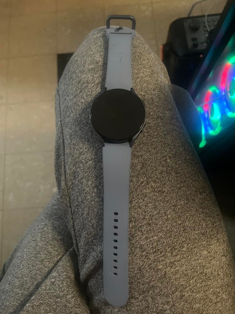 Samsung Galaxy Watch 5 horloge, Handtassen en Accessoires, Smartwatches, Zo goed als nieuw, Blauw, Conditie, Ophalen of Verzenden