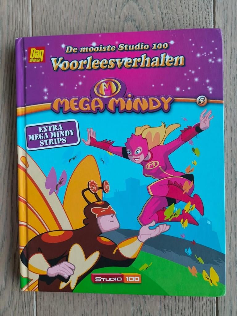 Boek Mega Mindy, Enlèvement ou Envoi, Fiction général, Utilisé, Studio 100