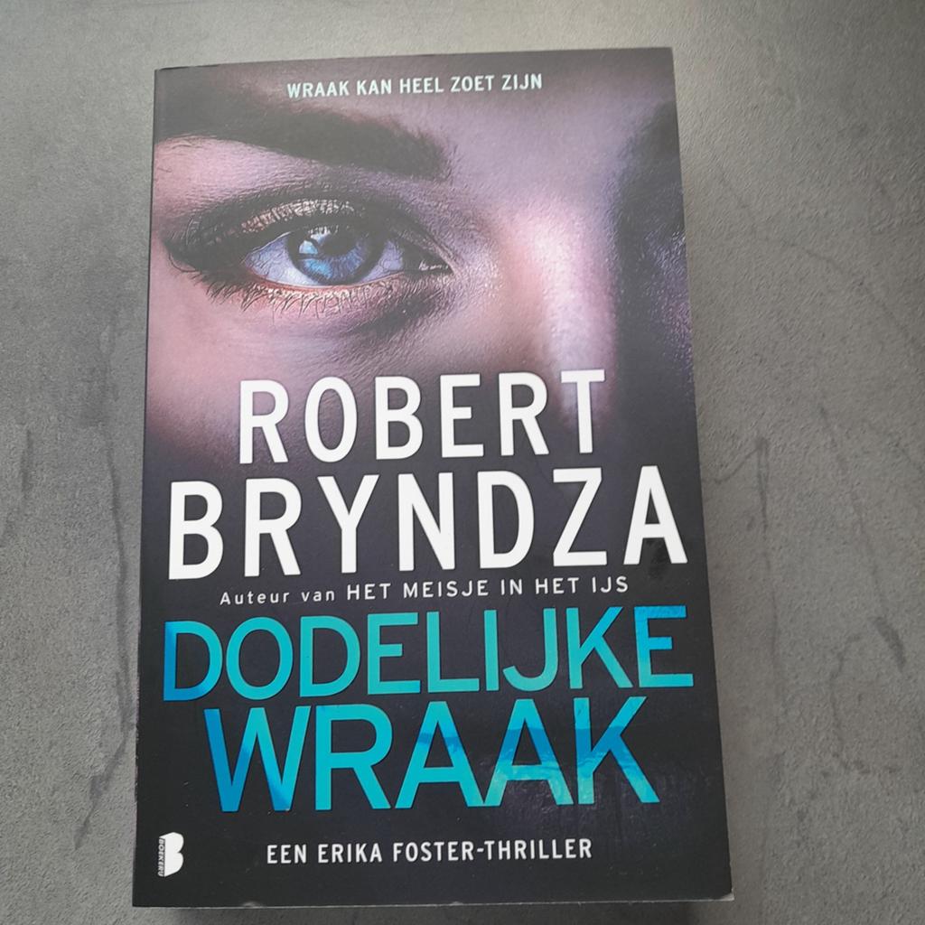 Robert Bryndza - Dodelijke wraak, Boeken, Thrillers, Ophalen, Robert Bryndza