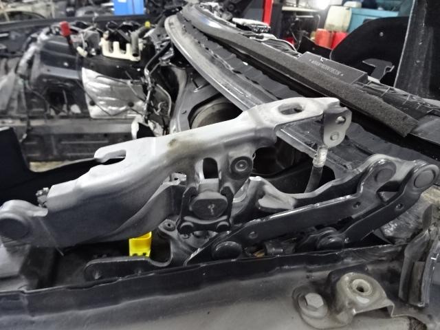 CHARNIERE DE CAPOT GAUCHE BMW 1 serie (E82) (7289993-04), Utilisé, BMW