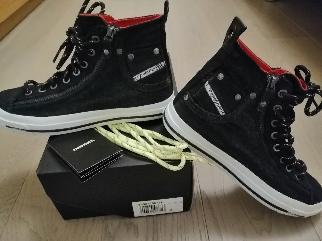 Diesel sneakers nooit gedragen, Kleding | Dames, Diesel, Ophalen, Nieuw, Sneakers