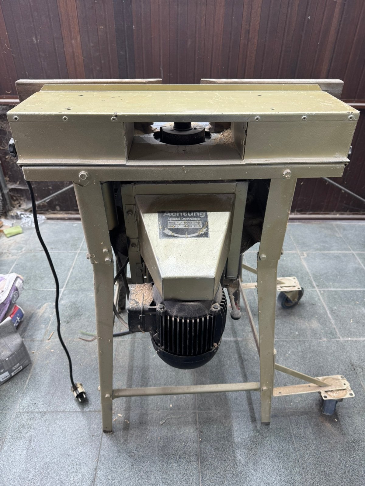 Scheppach hf33 topie tafelfrees, Enlèvement
