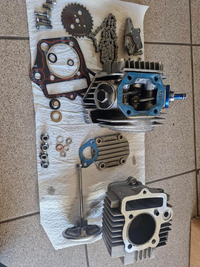 Daytona 110cc cilinderkit, Motoren, Ophalen