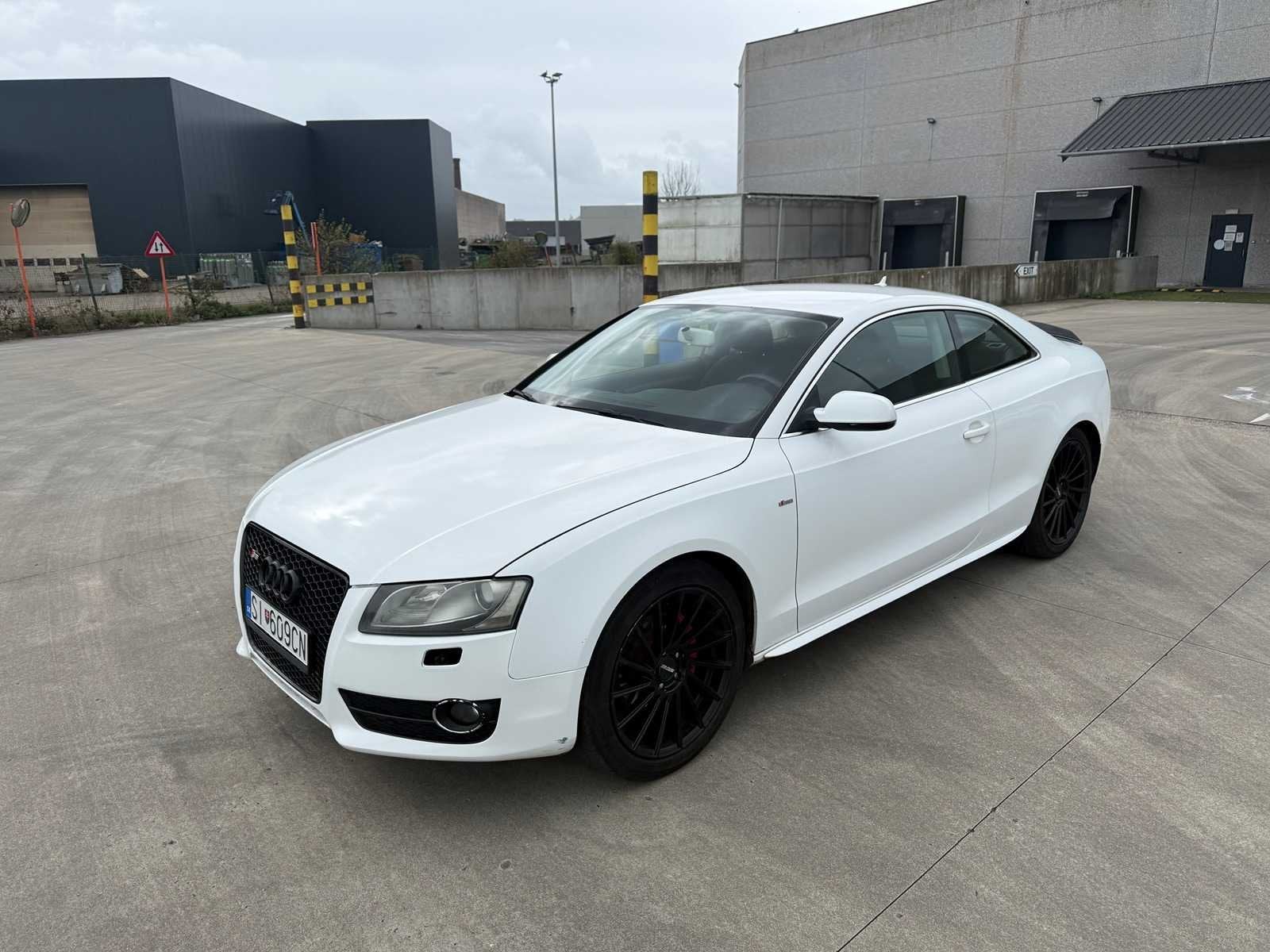 AUDI - 2009 - A5 - COUPÉ - Voiture, Euro 5, Achat, Entreprise, Boîte manuelle