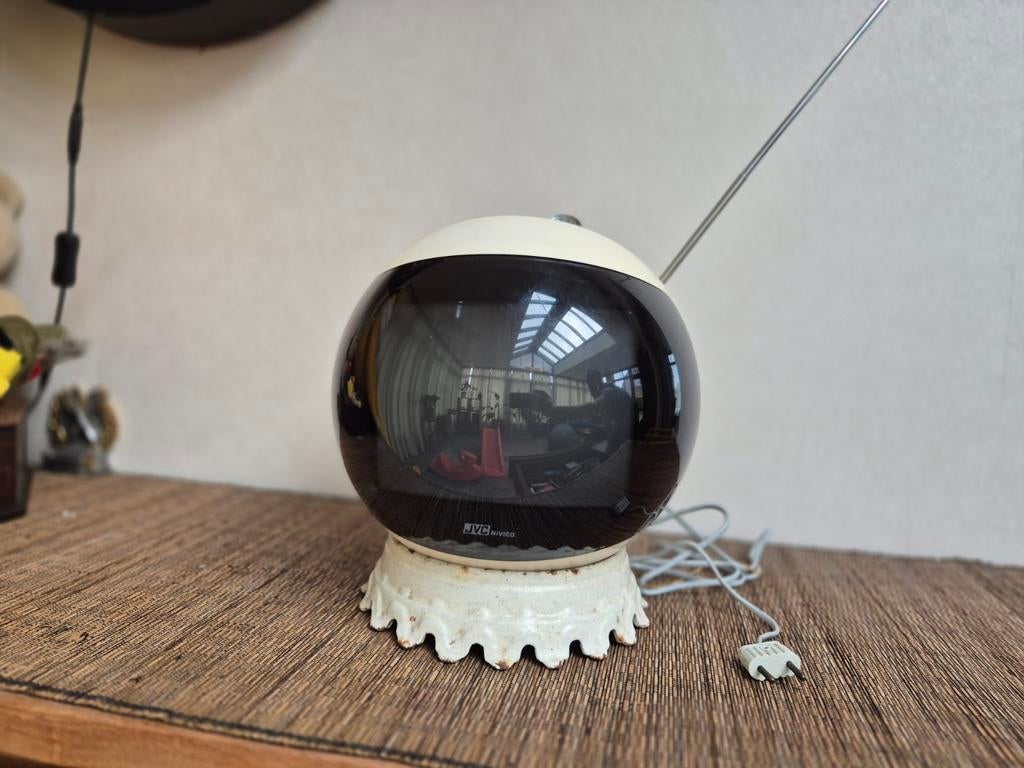 Vintage JVC Nivico Space Age televisie – jaren 70 – un, Audio, Tv en Foto, Vintage Televisies, Ophalen