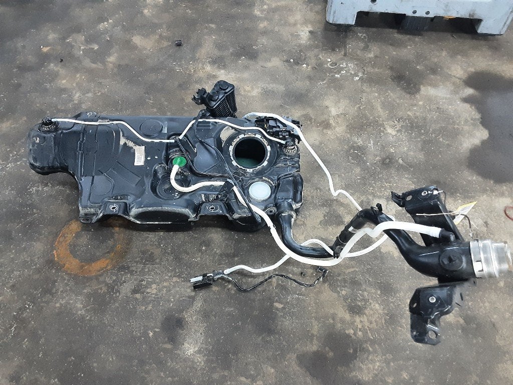 RESERVOIR CARBURANT Audi A3 Sportback (8YA) (5WA201085), Auto-Union-Straße  1,
85057  Ingolstadt, DE, Info@audi.de, Audi, Utilisé