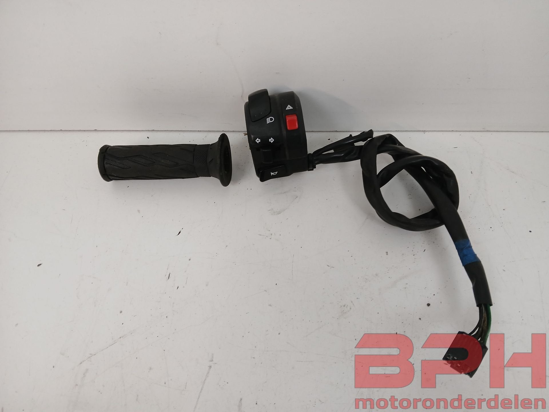 Stuurschakelaar links Suzuki GSX1300BK GSX1300 B-king Bking, -, Utilisé, -, -