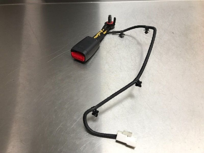 BOUCLE DE CEINTURE DE SECURITE AVANT DROIT Kia Venga, Utilisé, Kia