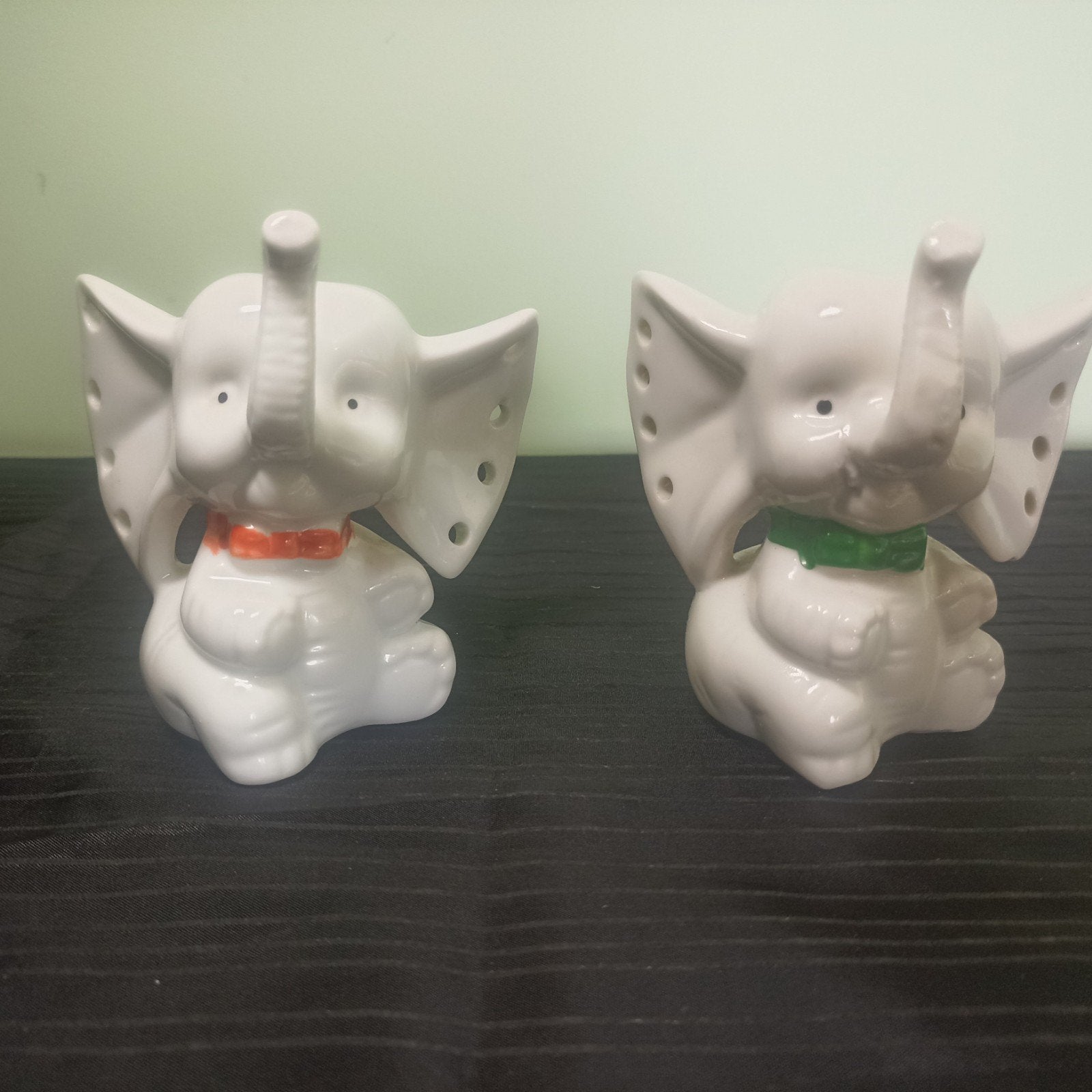 Lot de 2 porte-bijoux vintage en forme d'éléphant Avon (anné, Collections, Enlèvement ou Envoi