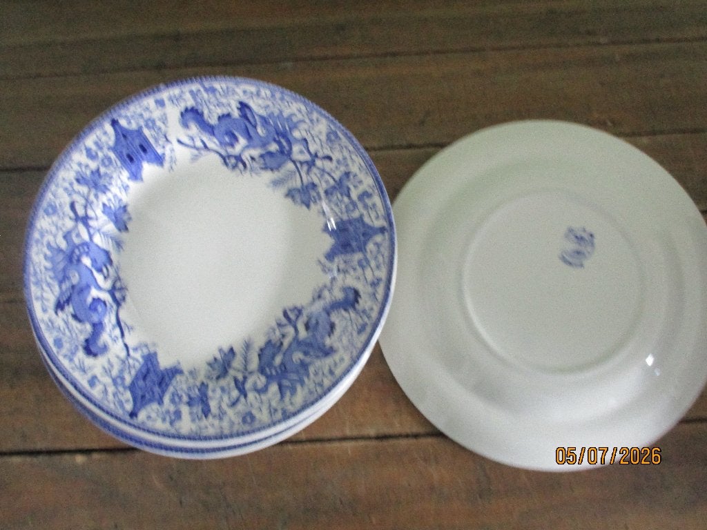 lot de 4 assiettes Boch Dragon, Antiquités & Art, Enlèvement ou Envoi
