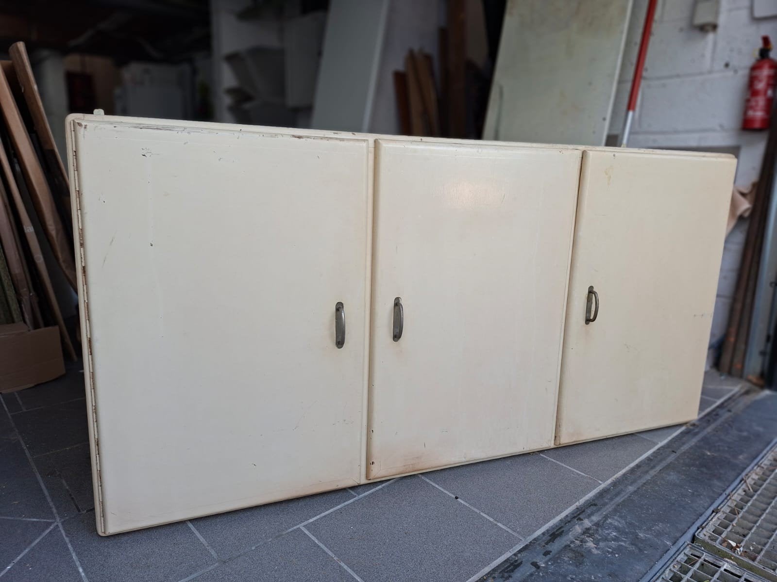 vintage keukenkast uit de jaren 50/60, Ophalen