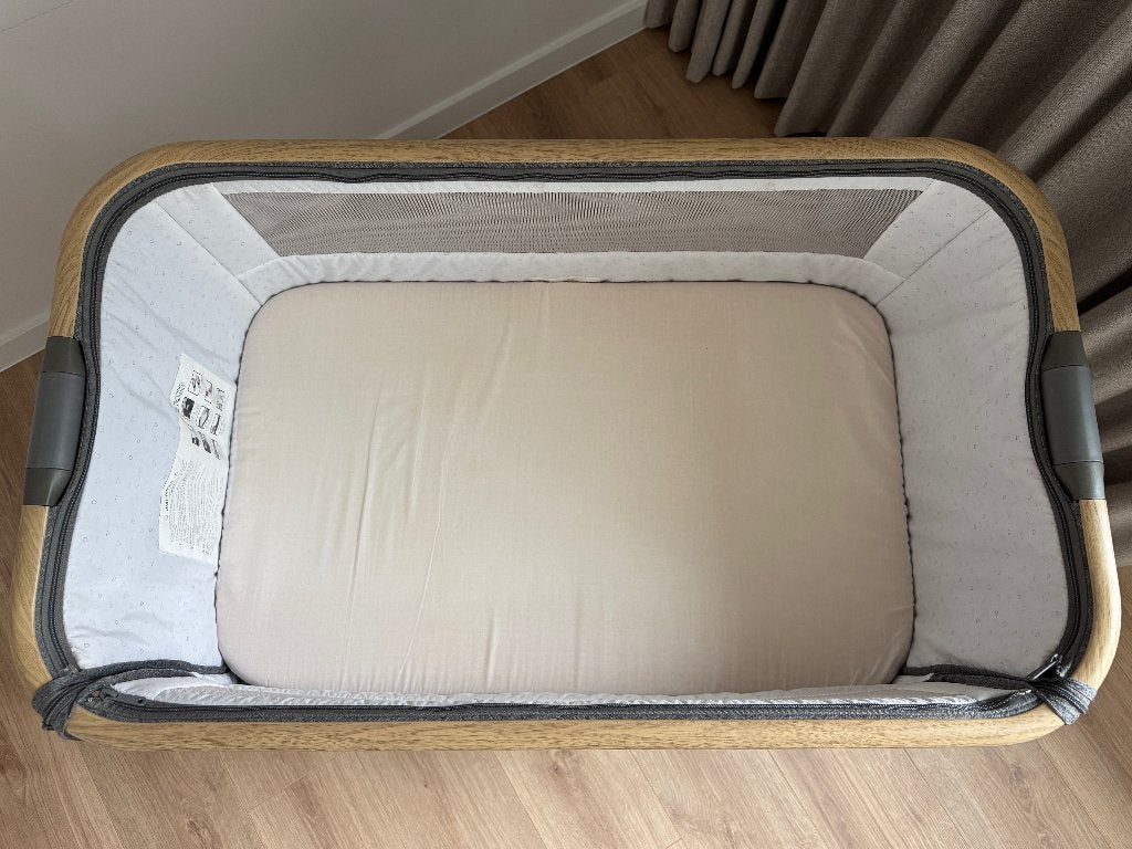 Tutti Bambini CoZee Co-Sleeper in uitstekende staat, Kinderen en Baby's, Ophalen, Zo goed als nieuw, Minder dan 140 cm, Matras
