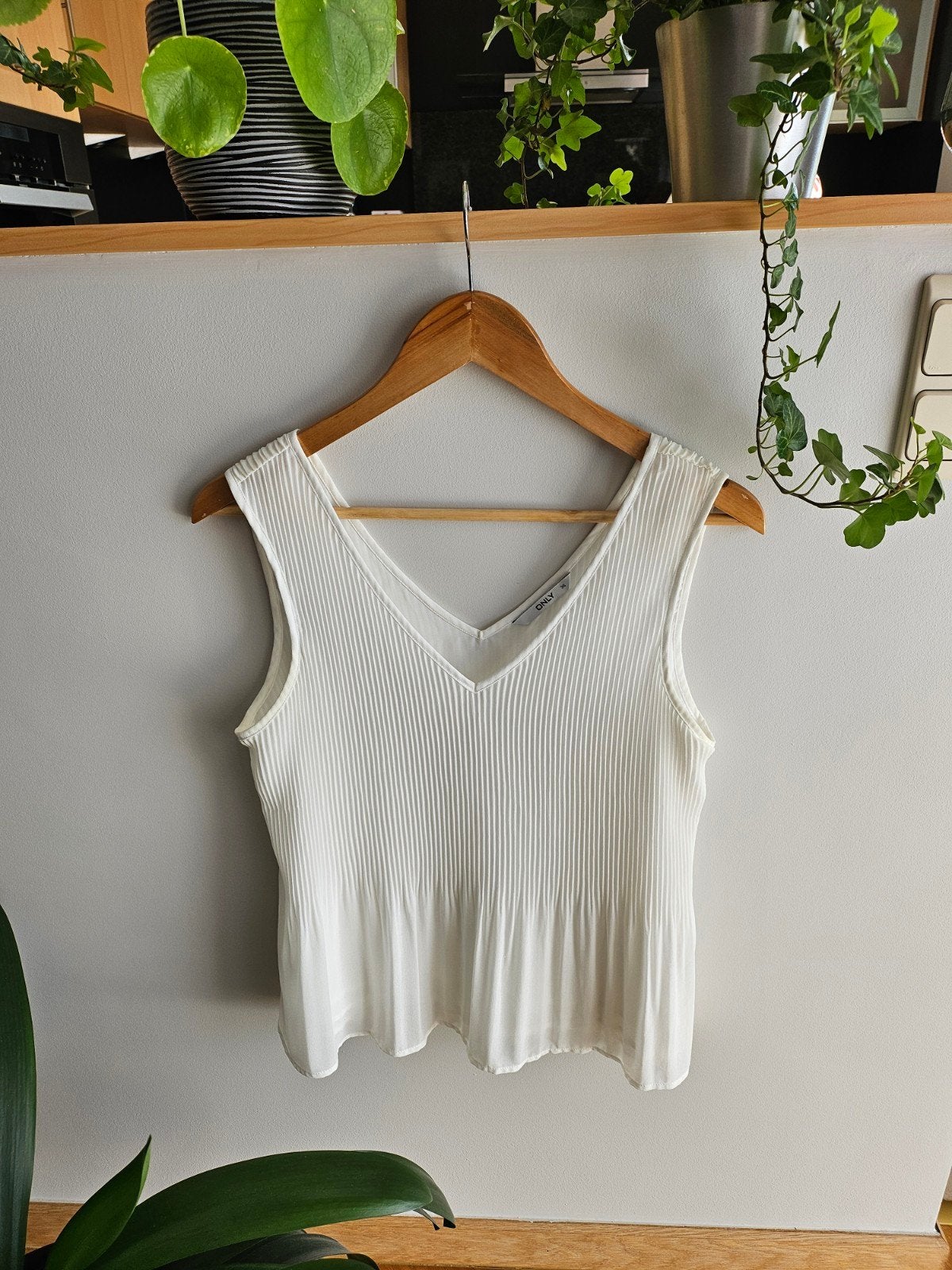 Débardeur top. S. ONLY, Vêtements | Femmes, Tops, Sans manches, Only, Enlèvement ou Envoi, Autres couleurs