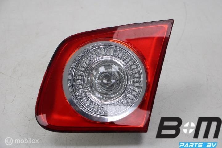 Rechter achterlicht in klep VW Jetta 2006 1K5945094G, Gebruikt