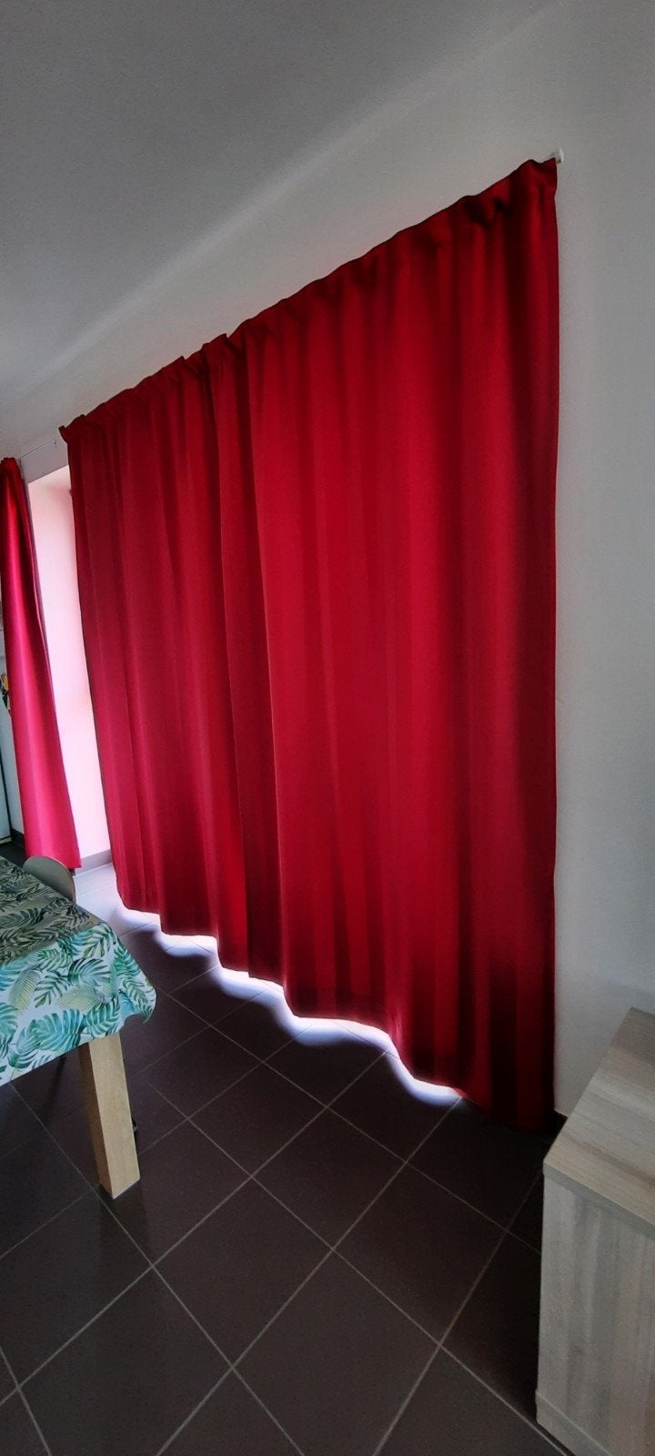 Gordijnen verduisterend, Huis en Inrichting, Ophalen, Gebruikt, Verduisterend, 245 cm