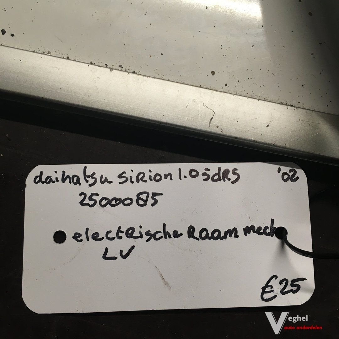 Daihatsu Sirion 1.0 5drs 2002 wagennr 2500085 Elektr Raammec, -, Utilisé, -, -