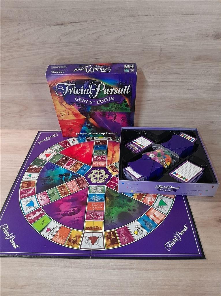 Trivial Pursuit - genus editie - triviant - s5681, Hobby en Vrije tijd, Verzenden, Zo goed als nieuw