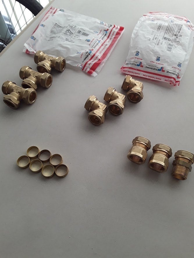 Lot koperen knelkoppelingen dia.22mm 16 stuks nieuw, Ophalen of Verzenden, Nieuw, Koper, Overige typen