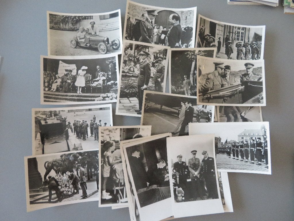 20 postkaarten echte foto Koningshuis chocolats Victoria, Collections, Enlèvement ou Envoi, Comme neuf, Carte, Photo ou Gravure