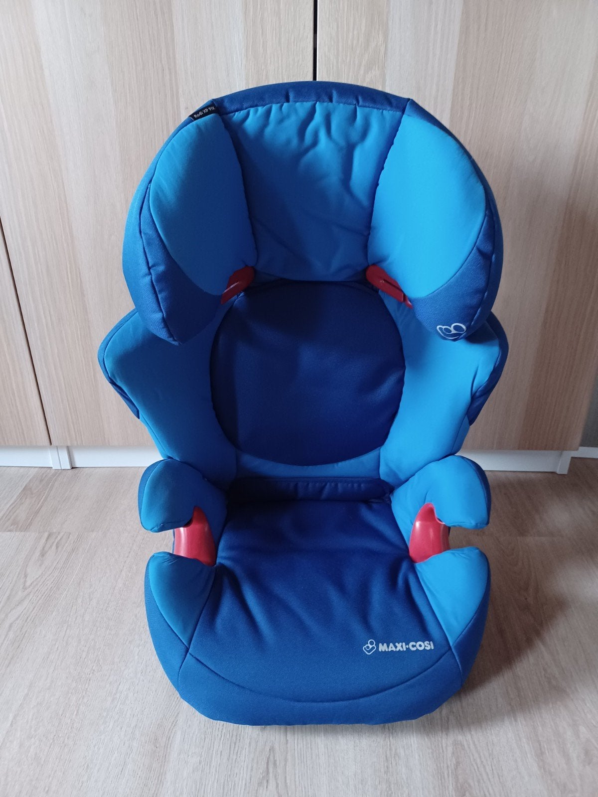 Autostoel Maxi Cosi met isofix, Ophalen, Verstelbare rugleuning, Zo goed als nieuw, Isofix