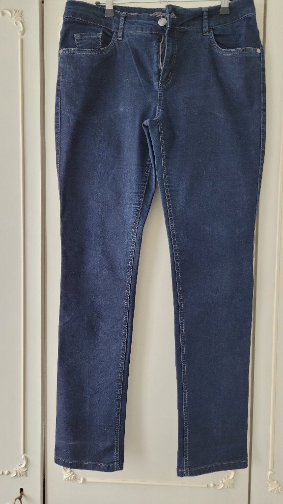 jean dame taille 44 Cassis collection, Vêtements | Femmes, Enlèvement ou Envoi, Neuf, Taille 42/44 (L)