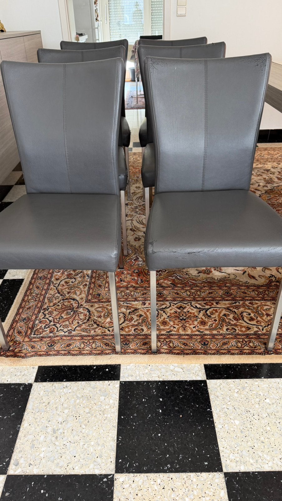 Zes donkergrijze eetkamerstoelen, Maison & Meubles, Chaises, Gris, Synthétique, Enlèvement, Cinq, Six Chaises ou plus
